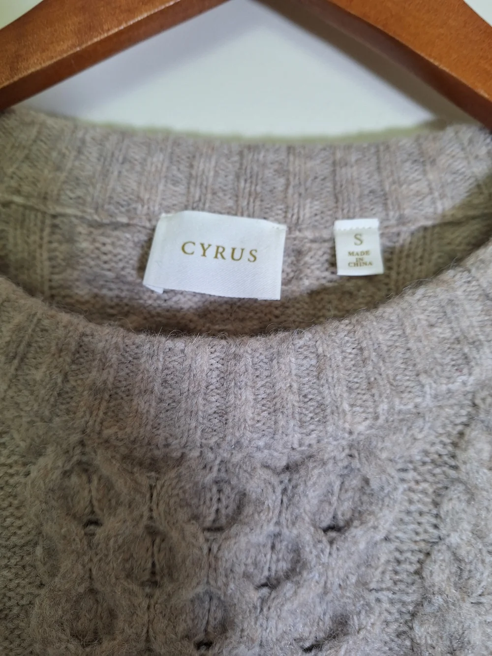 Cyrus nwt diamond